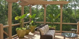 Pérgolas, mobiliario de jardín, iluminación y alta fidelidad